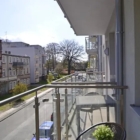 Bryza - Osiedle Kwartal Rozy Wiatrow - Centrum - Parking