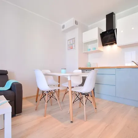 Bryza - Osiedle Kwartal Rozy Wiatrow - Centrum - Parking Świnoujście