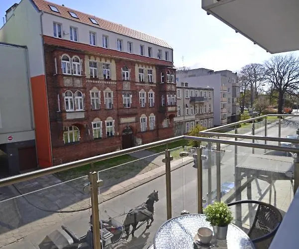 Bryza - Kwartał Róży Wiatrów *